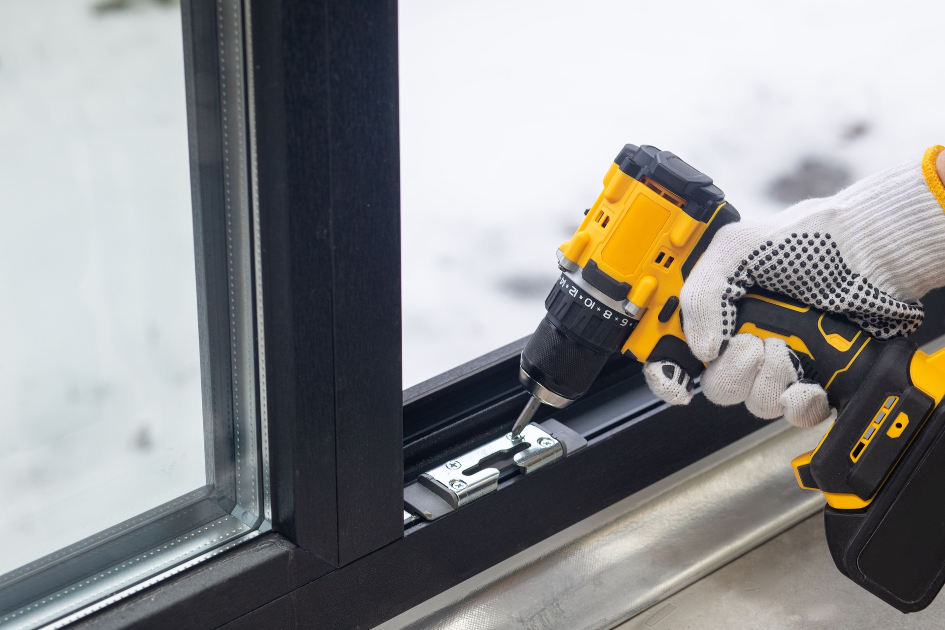 Installation and adjustment of window fittings.